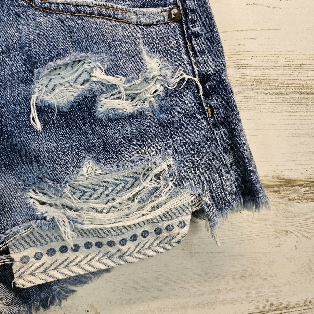 American Eagle Women's Vintage Hi-Rise Festival Jean Shorts Sz 2 Thrashed Boho - Picture 5 of 11
